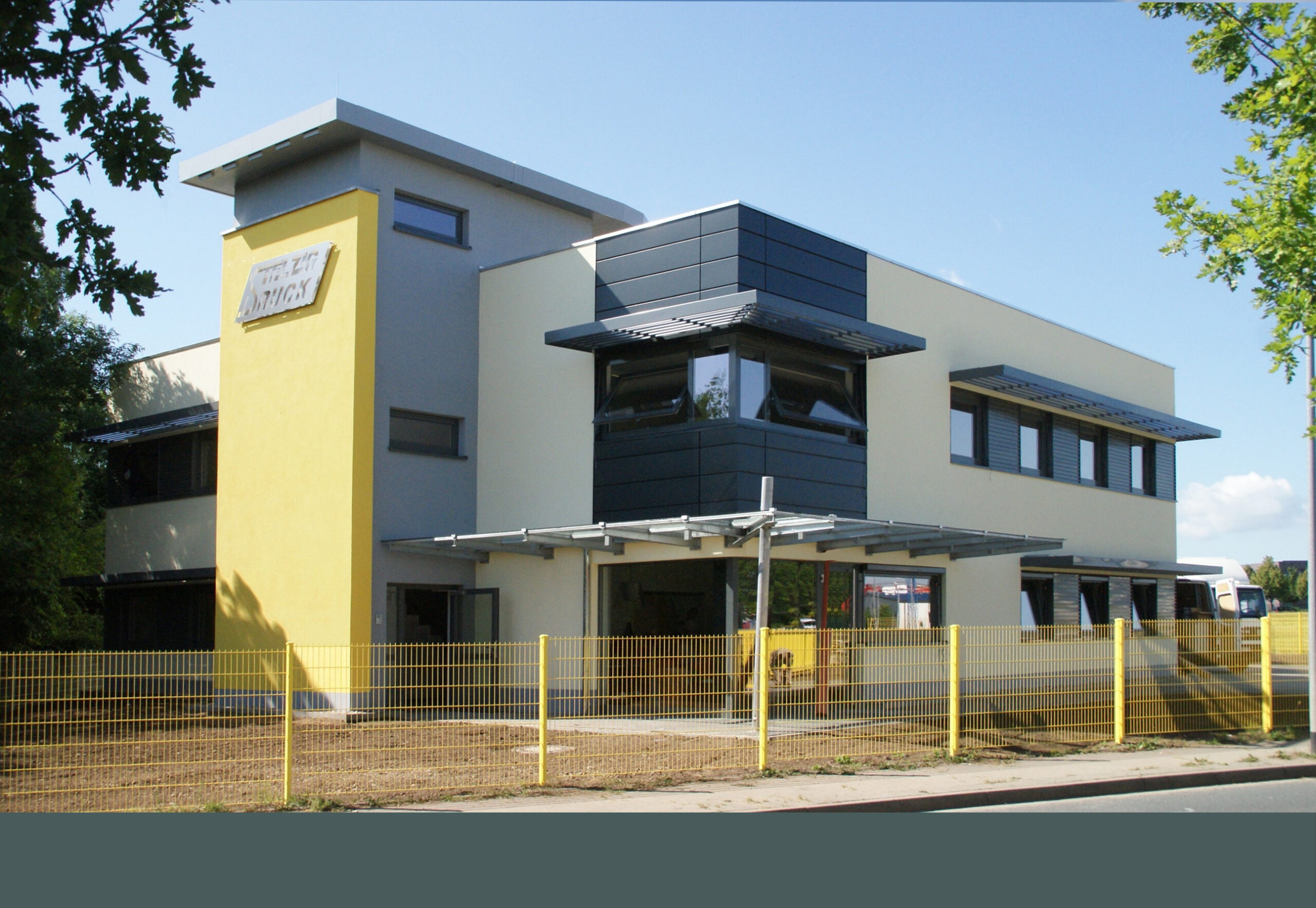 Home Slide 3